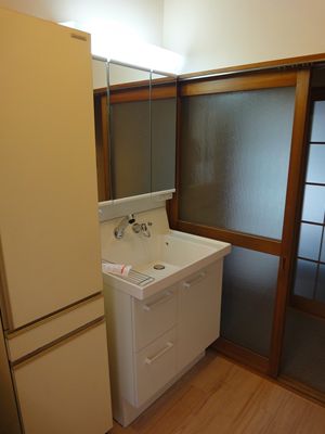 シンプルな洗面化粧台 INAXピアラ シンプルな洗面化粧台 INAXピアラ